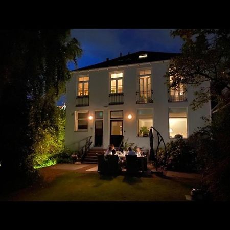 In The Old City Centre Of Edam, Unique Apartment. المظهر الخارجي الصورة